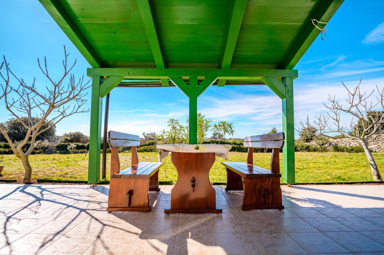 Krcina Holiday Home Cres Exterior photo