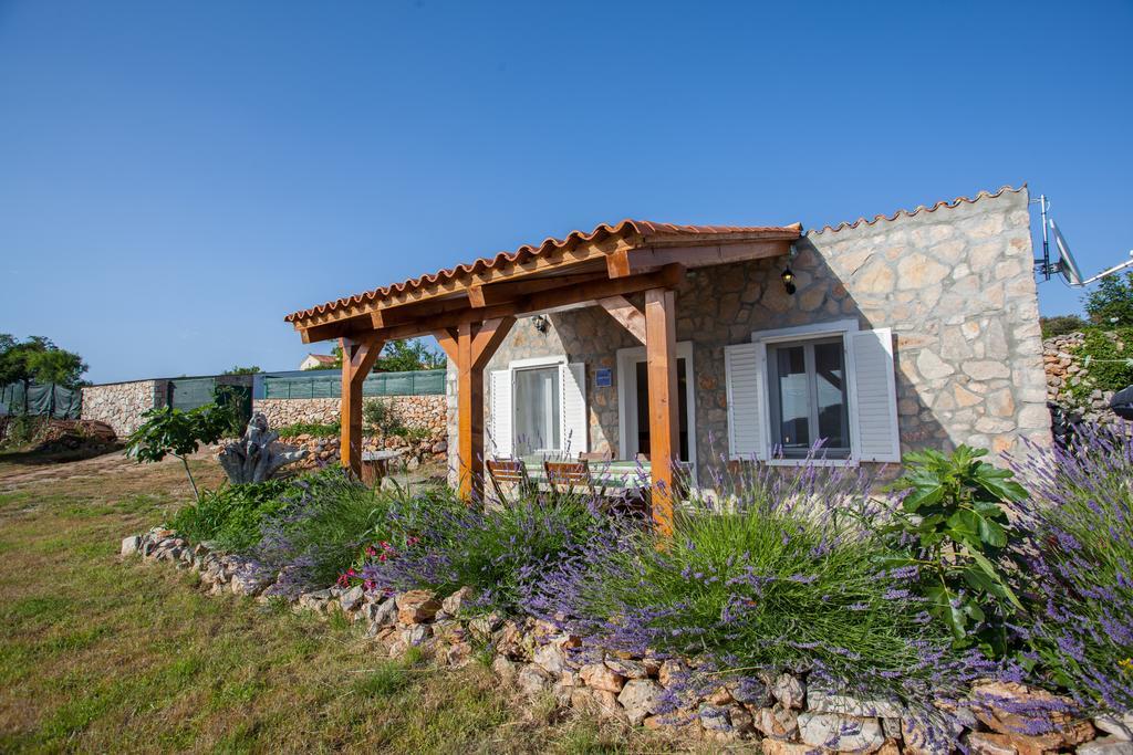 Krcina Holiday Home Cres Exterior photo